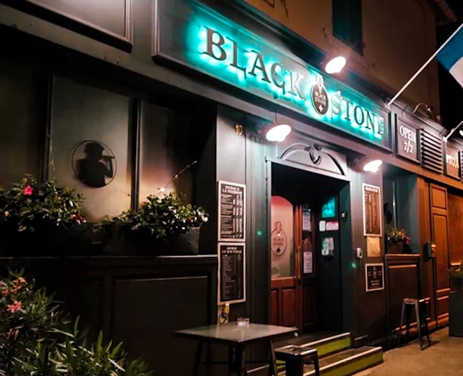 Pub Le Black Stone