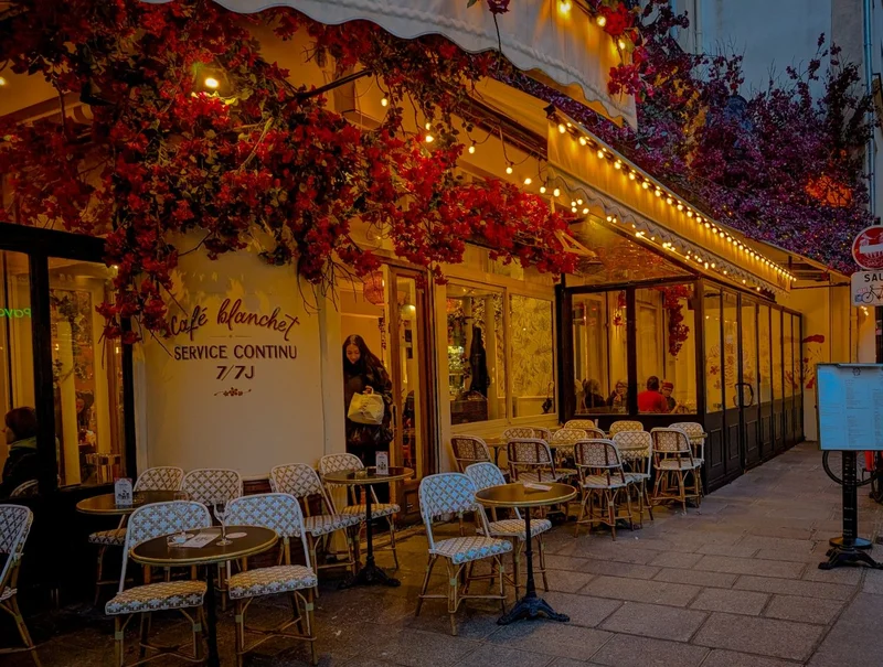 Cafe Blanchet Paris 3