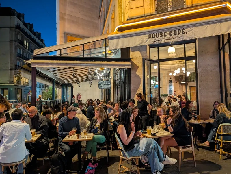 Pause Cafe