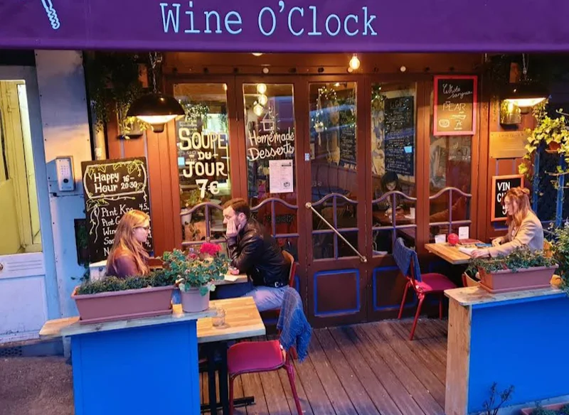 Wine O'Clock