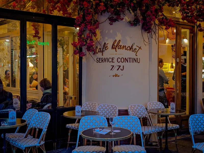 Cafe Blanchet Paris 4
